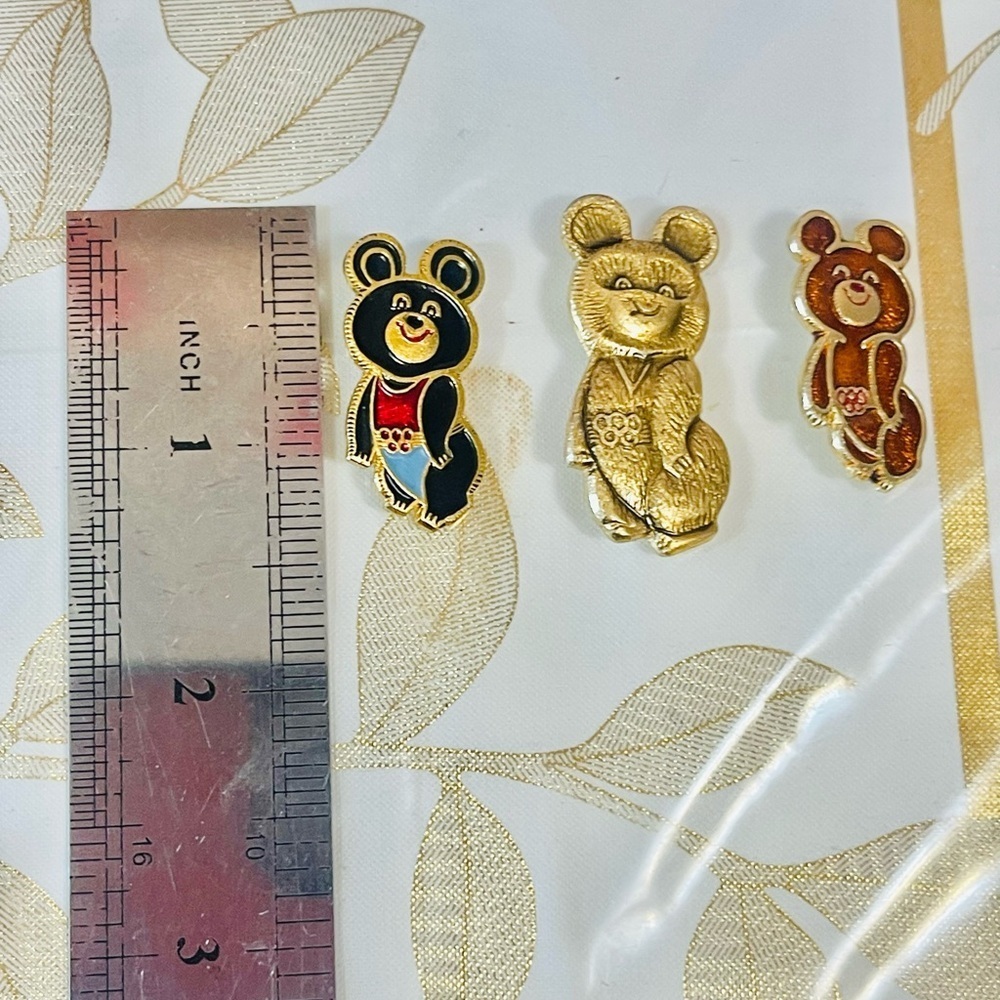 VTG Russian 1980 Moscow Russia Olympic Game XXII Misha Bear  Pin BADGES USSR - Picture 3 of 4